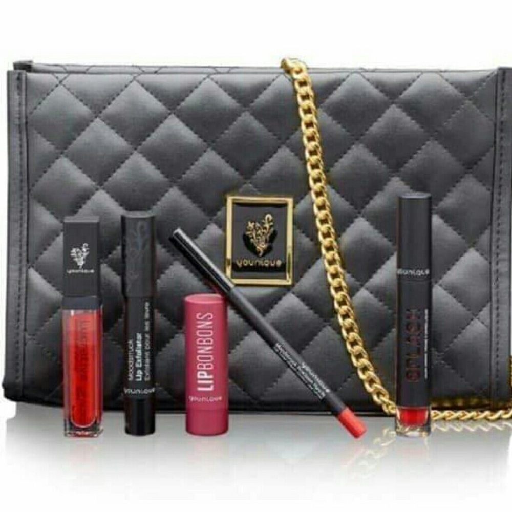 Pout out loud collection with younique bag